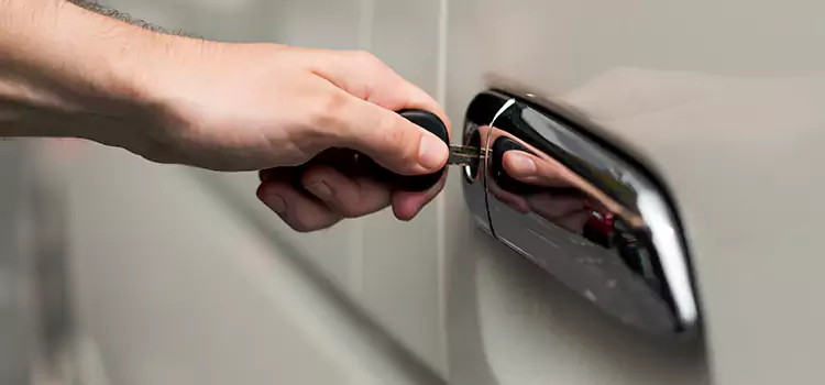 Why Choose Our Auto Locksmith Team in Huntley, IL?