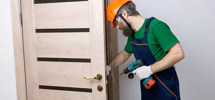 Replace Internal Door Handle with Lock Huntley